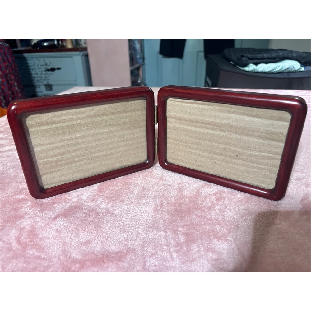 Vintage‎ Cherry/Rosewood Style Sweetheart Frame Pair